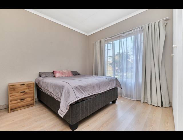 2 BEDROOM DUPLEX FOR SALE IN NORTH RIDING